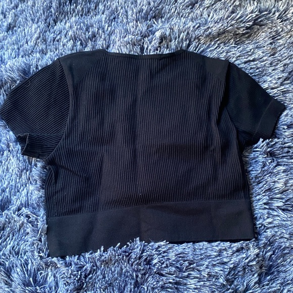 Garage Stormi Tee - Picture 3 of 3